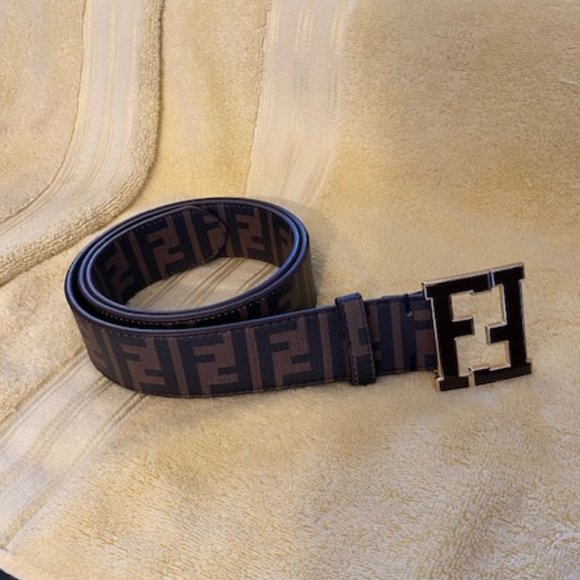 Fendi belt men\'s/women\'s